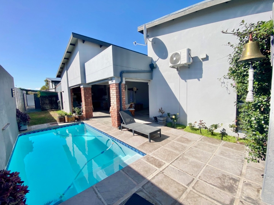 3 Bedroom Property for Sale in Hopefield Rural Western Cape